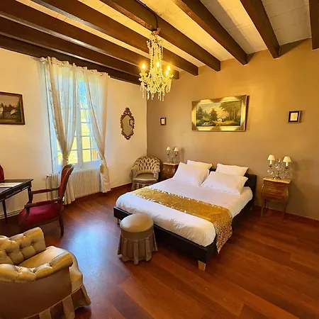 Domaine Du Cheval D Argent 3* Saiguede